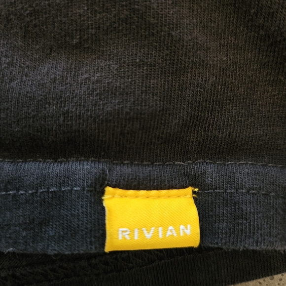 Rivian Cropped Tee - Picture 4 of 5